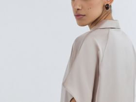 Сатиновая блузка с коротким рукавом, Бежевый