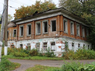Дом Смирновых