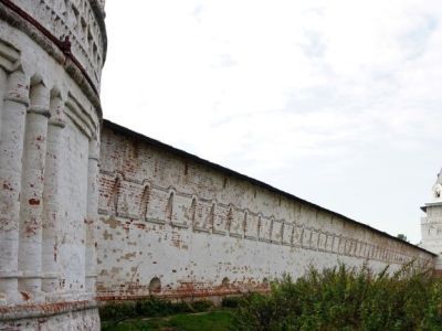 Прясло стены между Германовой башней и Кузнечной башней