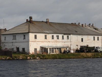 Кузница на берегу Святого озера