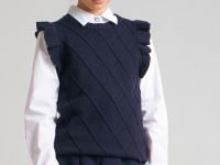 Жилет вязаный для девочки