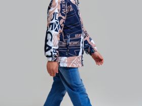 Куртка текстильная с полиуретановым покрытием для мальчиков (ветровка)