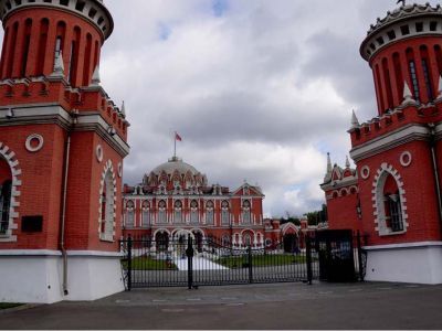 Петровский Путевой дворец