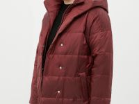 Утепленная женская куртка