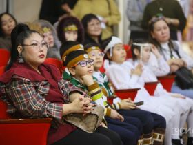 В Якутске стартовал детский конкурс исполнителей на хомусе «Дьүрүһүй, хомуһум!»