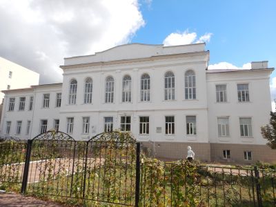 Здание, где в 1919 году размещался госпиталь Первой Конной армии