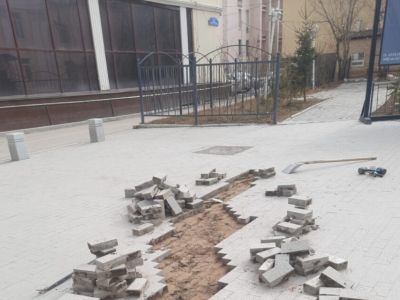 В Якутске начали устранять дефекты на проспекте Ленина