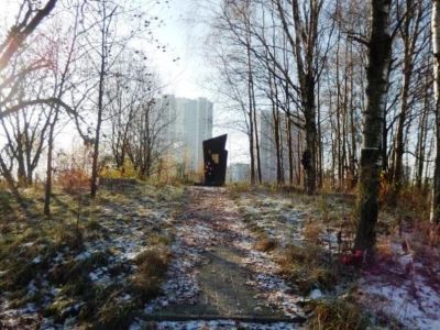 Братское захоронение советских воинов, погибших в 1941-44 гг.