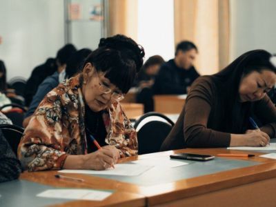 «Сахалыы диктант» написали около трех тысяч якутян