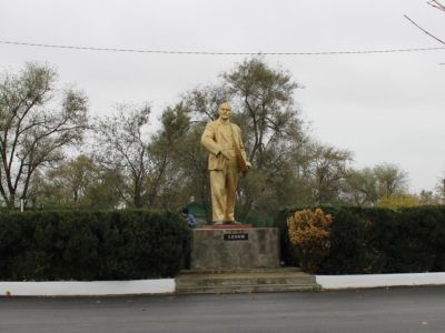 Памятник В.И. Ленину