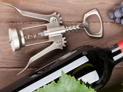 Каждый четвертый россиянин предпочитает отечественное вино зарубежному