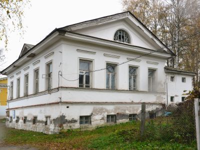 Дом Литвинова