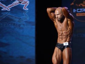 Фоторепортаж. Лучшие бодибилдеры выступили на Гран-при Саха