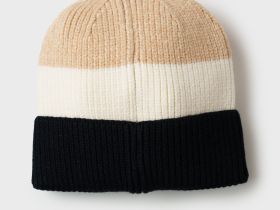 Шапка трикотажная для девочек