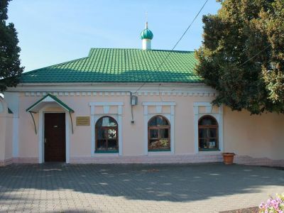 Здание воскресной школы, входящее в комплекс Свято-Никольского храма