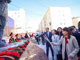 Ирина Гоголева получила премию главы Якутии имени Николая Кондакова