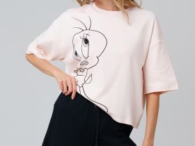 Комплект трикотажный для женщин: фуфайка (футболка), шорты