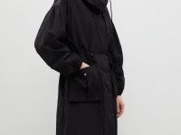 Плащ прямого кроя