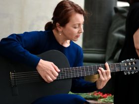 Центральный Дом журналиста. Памятник военным корреспондентам