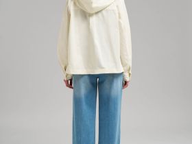 Ветровка из хлопкового твила