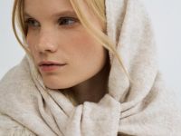 Вязаная косынка, Бежевый