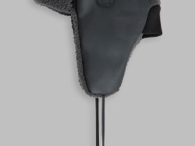 Шапка-ушанка из искусственной кожи