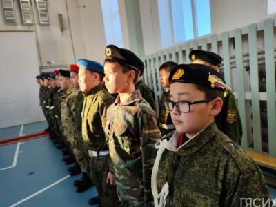 В образовательных организациях Якутии проводят уроки патриотического воспитания