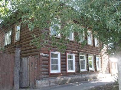 Дом, в котором жили известные на Алтае революционеры И.В.Присягин и М.К.Цаплин