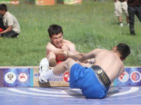 Даниил Слепцов стал победителем Игр Бэргэна на Ысыахе Туймаады