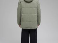 Утепленная куртка с капюшоном