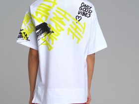 Фуфайка трикотажная для девочек (футболка)