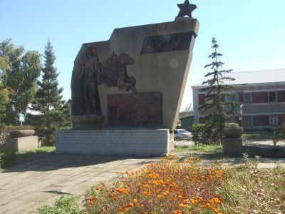 Братская могила погибших партизан