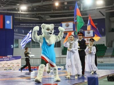 В Якутске торжественно открыли международный турнир памяти Романа Дмитриева