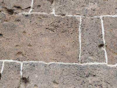 Граффити-строительный знак