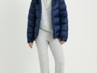 Удлиненный пуховик полуприлегающего силуэта