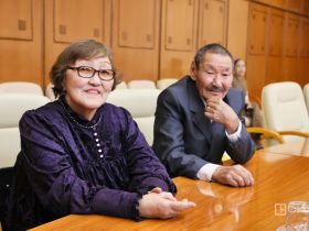 В Якутии отметили 80-летие Героя Труда России Михаила Готовцева