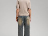 Легкий джемпер полуприлегающего кроя с коротким рукавом