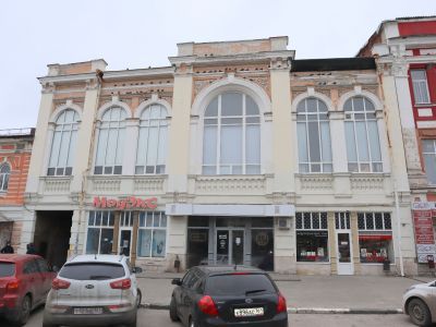 Здание кино "Патэ". Модерн