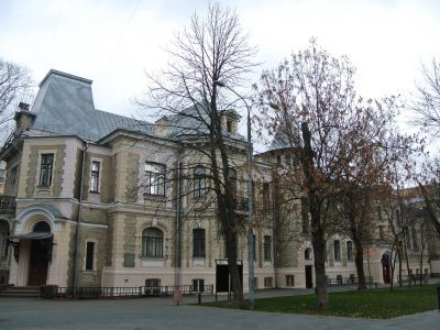 Клуб Московского окружного союза работников связи, 1920-1930-е гг.,  архитекторы  И.И.Леонидов, А.Н.Новиков, А.К.Чалдымов, художник П.Я.Павлинов