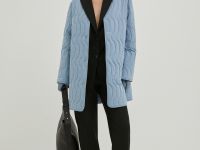 Полупальто утепленное прямого кроя