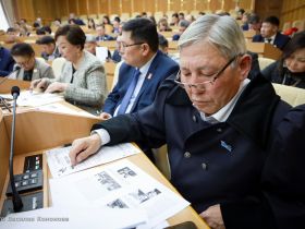 Парламент Якутии принял участие в «Диктанте Победы»
