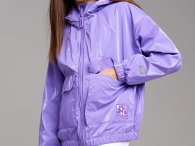 Куртка текстильная с полиуретановым покрытием для девочек (ветровка)