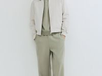 Утеплённый бомбер с отложным воротником, Белый