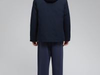 Утепленная куртка с капюшоном