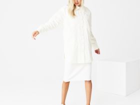 Женская лёгкая куртка Lacoste