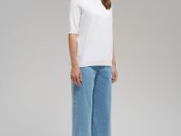 Легкий джемпер прямого кроя с коротким рукавом