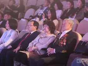 Самым активным семьям Якутии вручили награды на завершающем мероприятии Года семьи