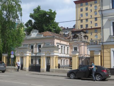 Ограда с воротами, 1883 г., архитектор И.И.Поздеев