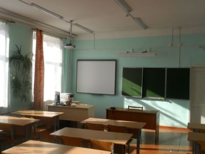 Школа №9 посёлка Чульман до декабря будет закрыта на ремонт