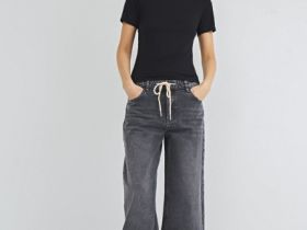 Приталенная футболка в рубчик, Черный